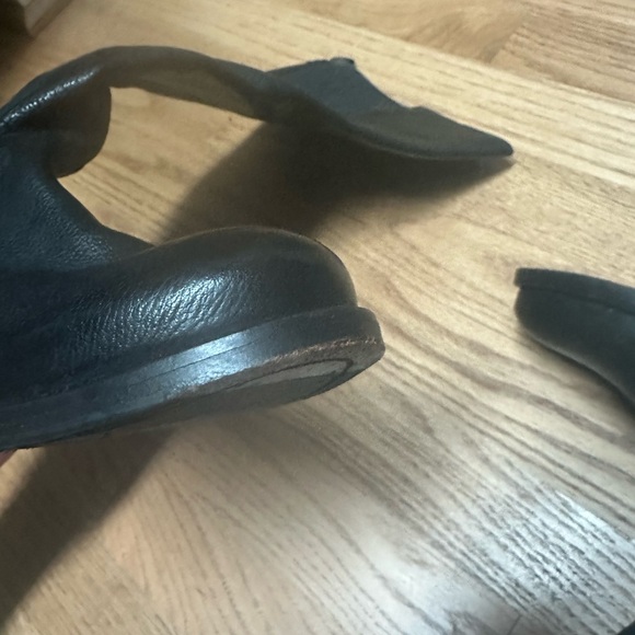 Frye Women's Black Leather Riding Boots Size 6.5 Knee High Casual- elastic back - Picture 5 of 7